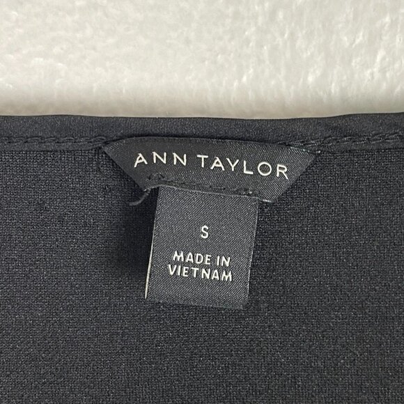 Ann Taylor Womens Small Black Key Hole Front Long Sleeve Shirt Top Blouse - Picture 7 of 11